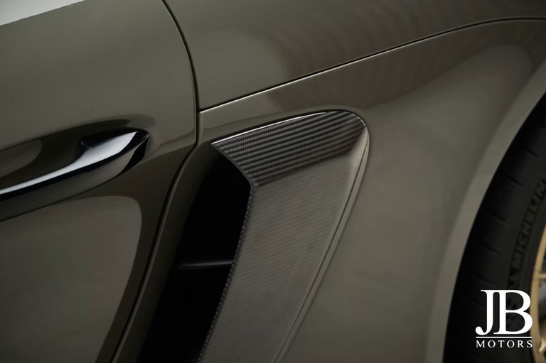 Porsche 718 Spyder RS