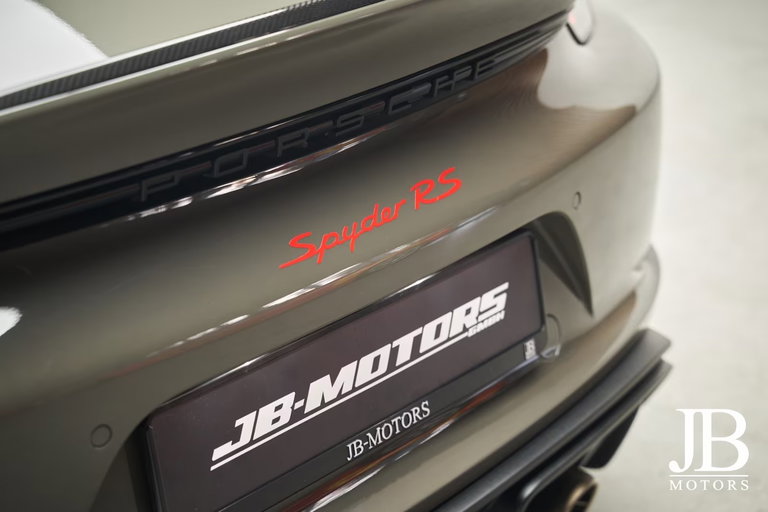 Porsche 718 Spyder RS