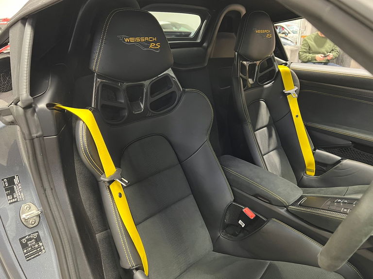 Porsche 718 Spyder RS