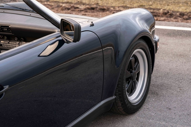 Porsche 911 Carrera 3.2 Speedster (US)