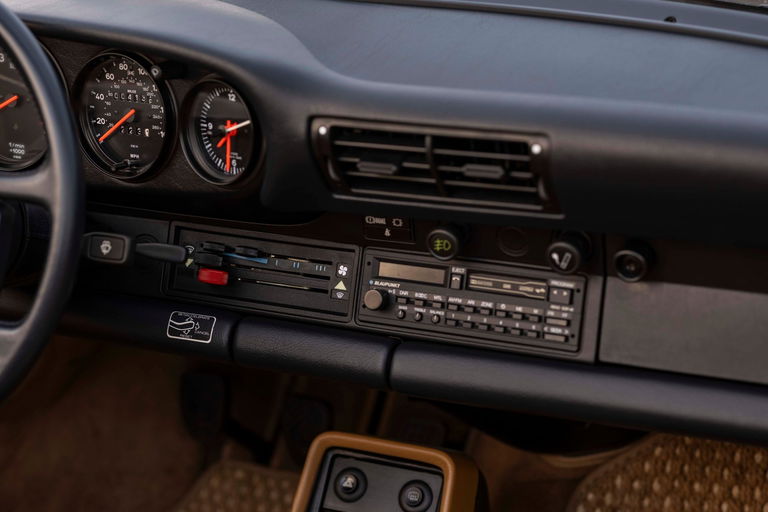 Porsche 911 Carrera 3.2 Speedster (US)