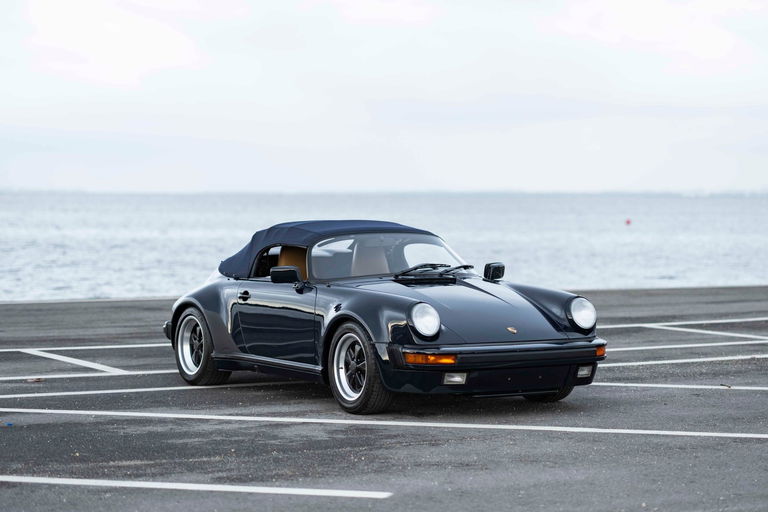 Porsche 911 Carrera 3.2 Speedster (US)