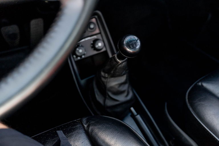 Porsche 911 Carrera 3.2 (US)