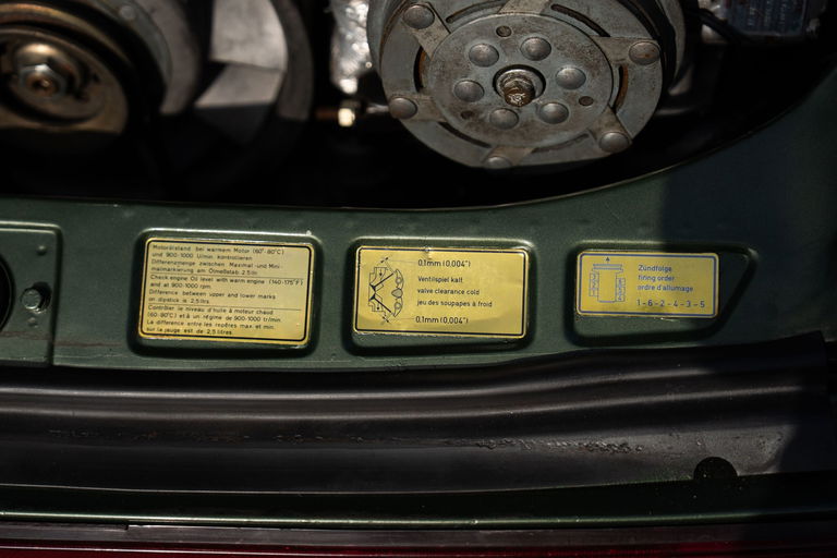 Porsche 911 Carrera 2.7