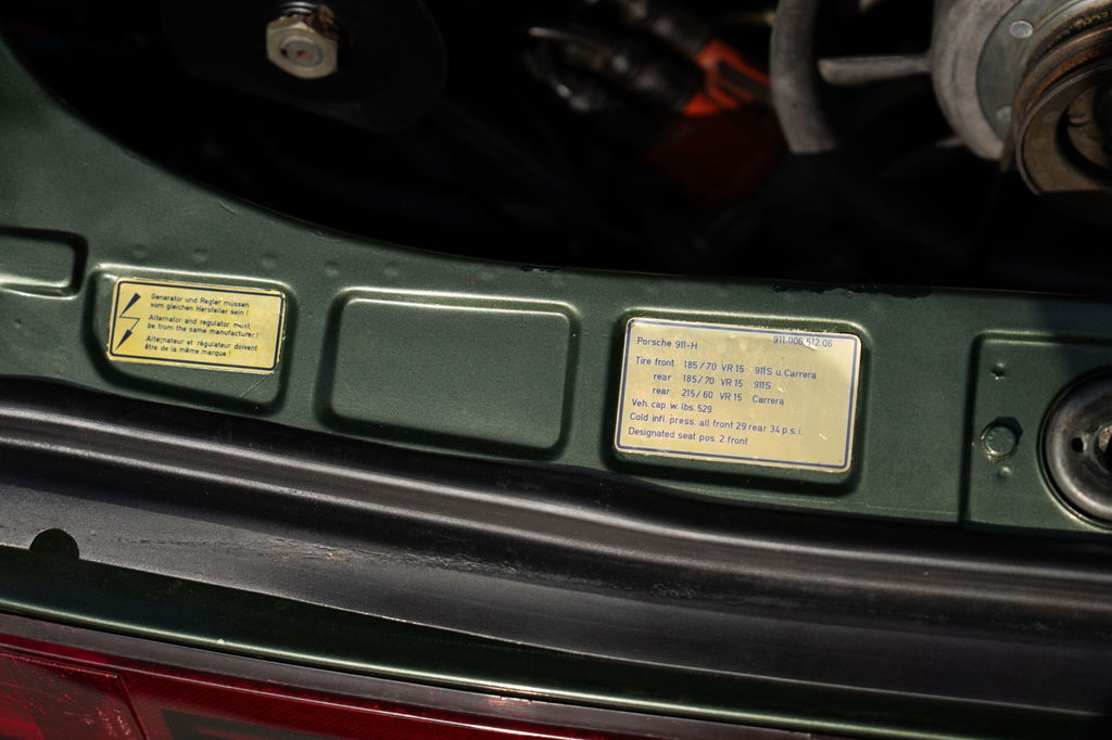 Porsche 911 Carrera 2.7