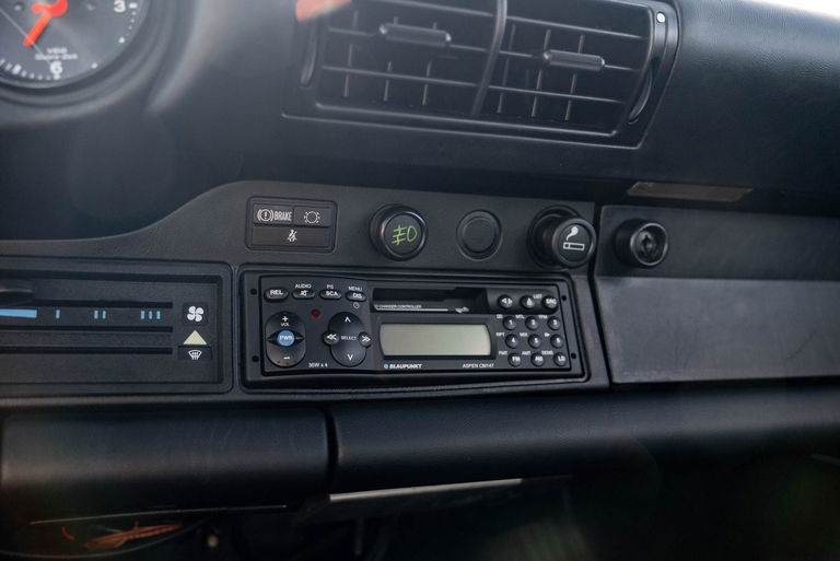 Porsche 911 Carrera 3.2 (US)