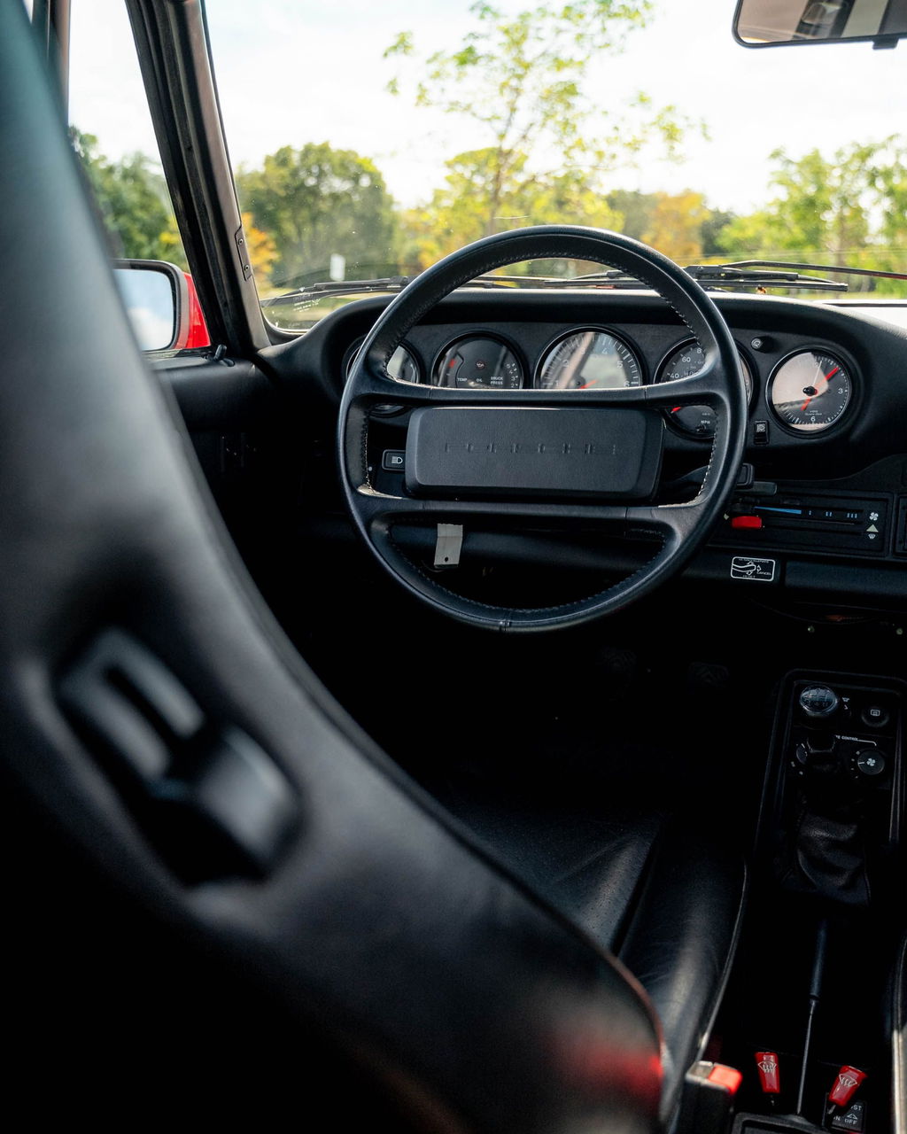 Porsche 911 Carrera 3.2 (US)