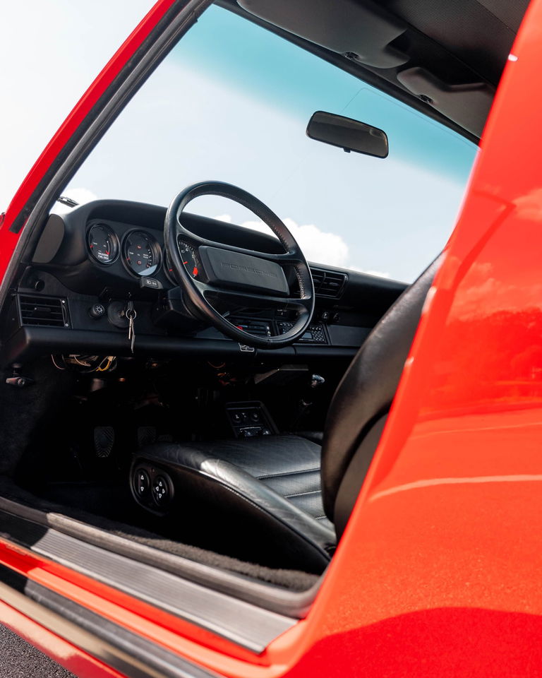 Porsche 911 Carrera 3.2 (US)