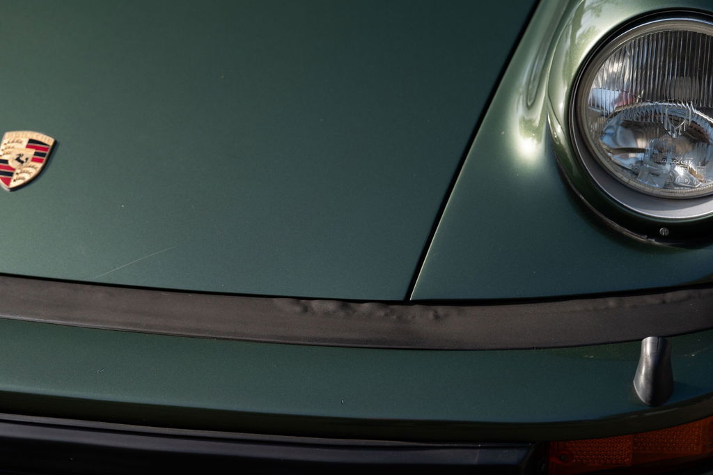 Porsche 911 Carrera 2.7