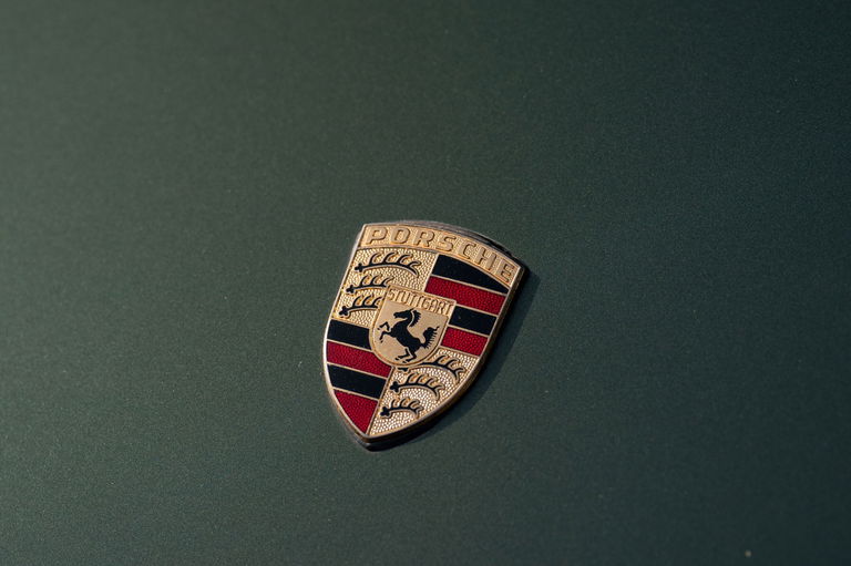 Porsche 911 Carrera 2.7