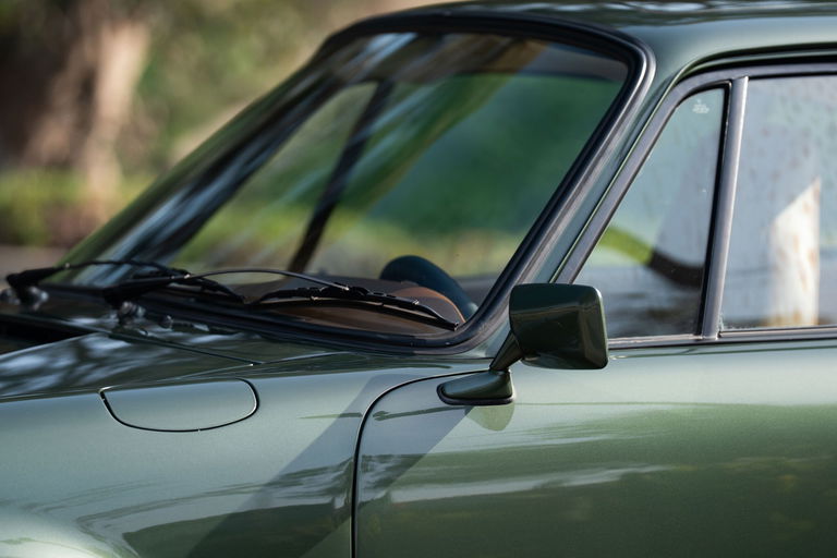 Porsche 911 Carrera 2.7