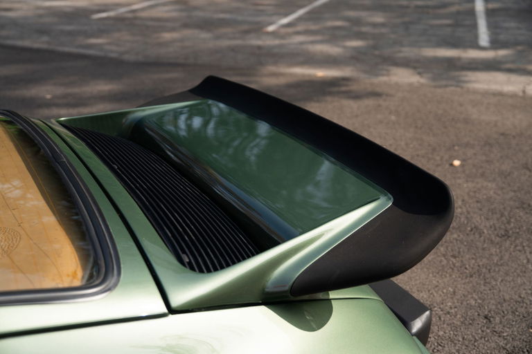 Porsche 911 Carrera 2.7