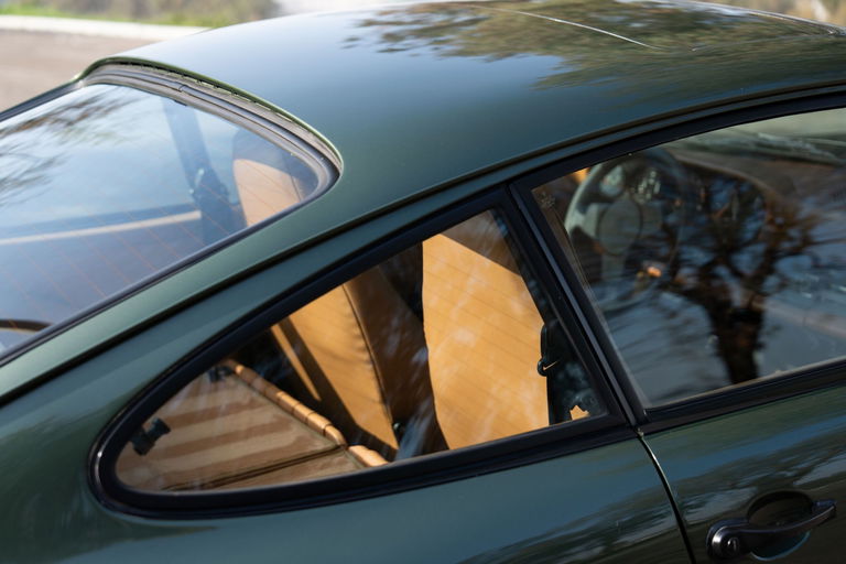 Porsche 911 Carrera 2.7