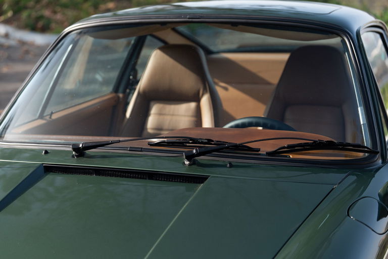 Porsche 911 Carrera 2.7