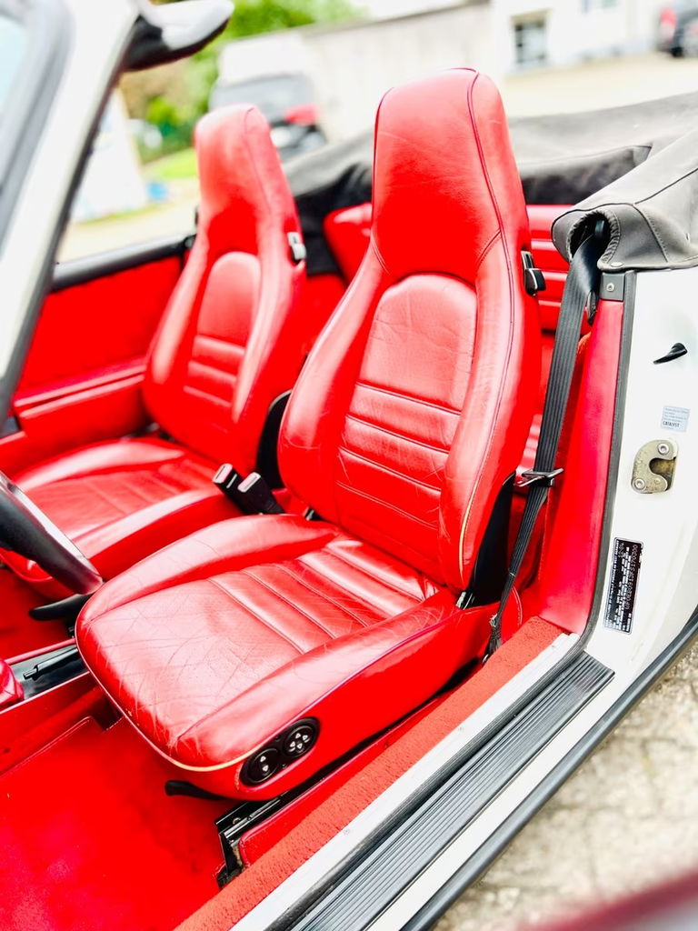 Porsche 911 Carrera 3.2