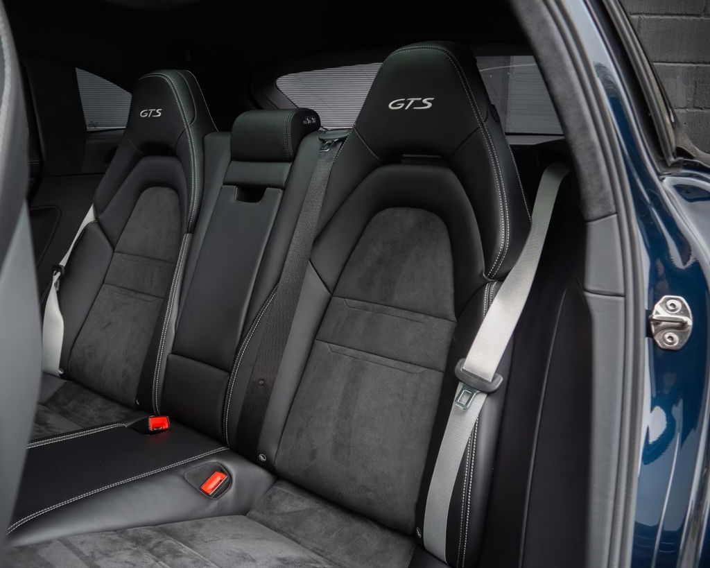 Porsche Panamera GTS