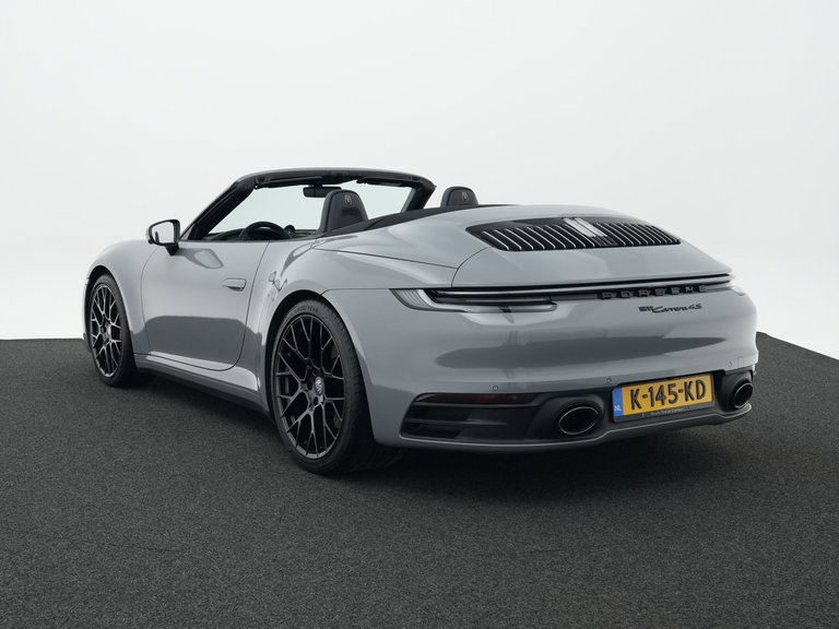 Porsche 992 Carrera 4S