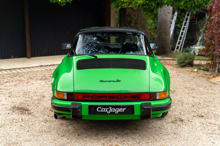 Porsche 911 Carrera 3.0