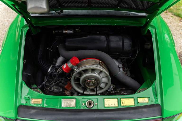 Porsche 911 Carrera 3.0