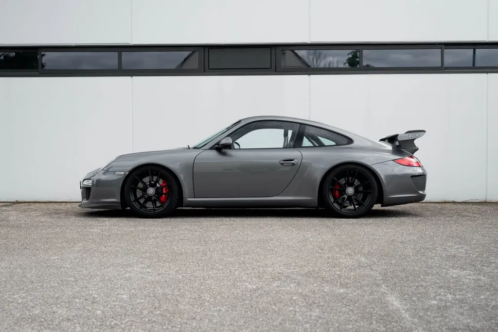 Five good reasons to buy a Porsche 997.2 GT3