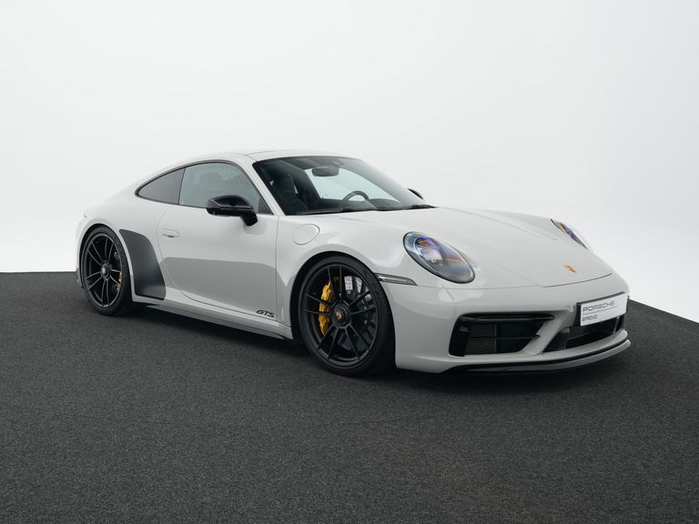 Porsche 992 Carrera GTS