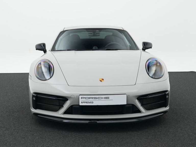 Porsche 992 Carrera GTS