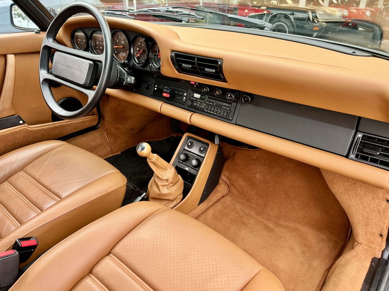 Porsche 911 Turbo 3.3