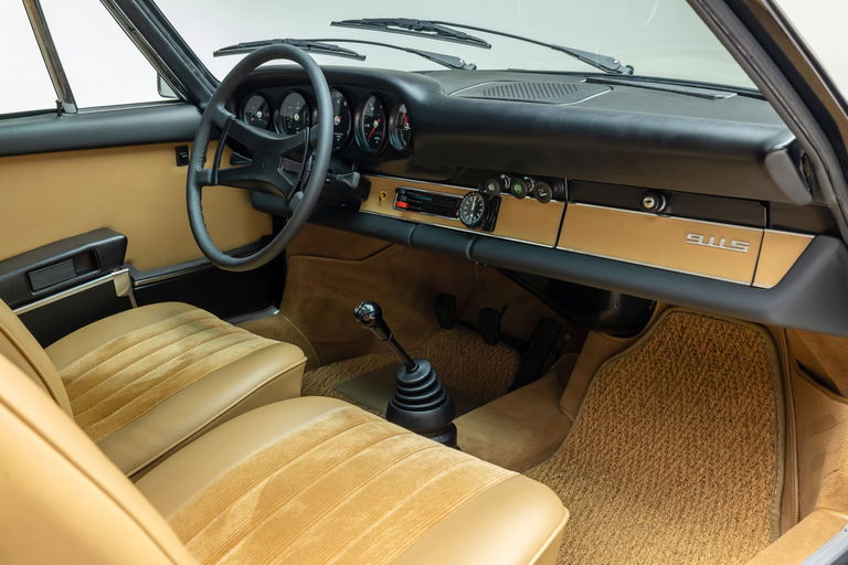 Porsche 911 S (F-Modell)