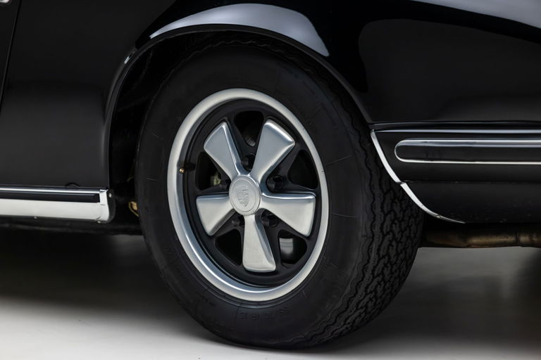 Porsche 911 S (F-Modell)