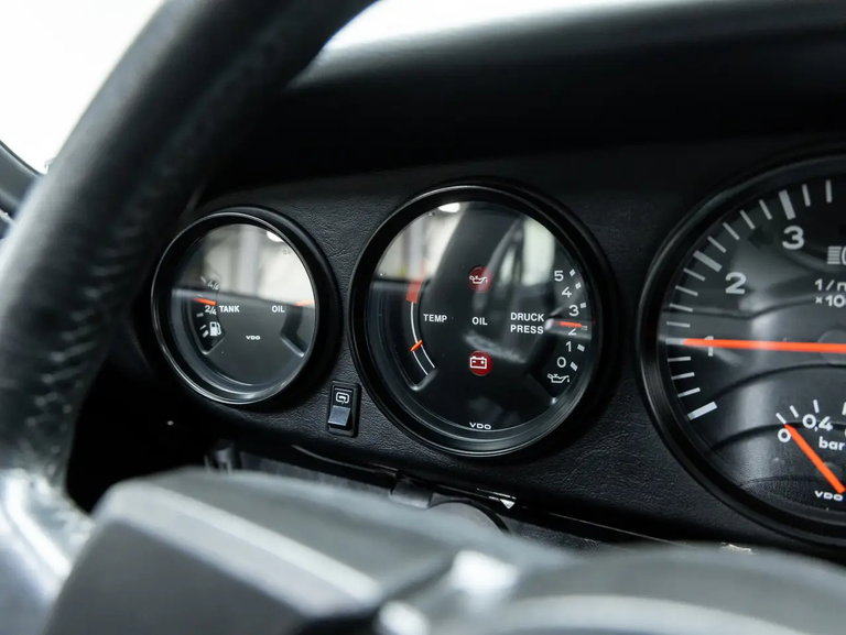 Porsche 911 Turbo 3.3