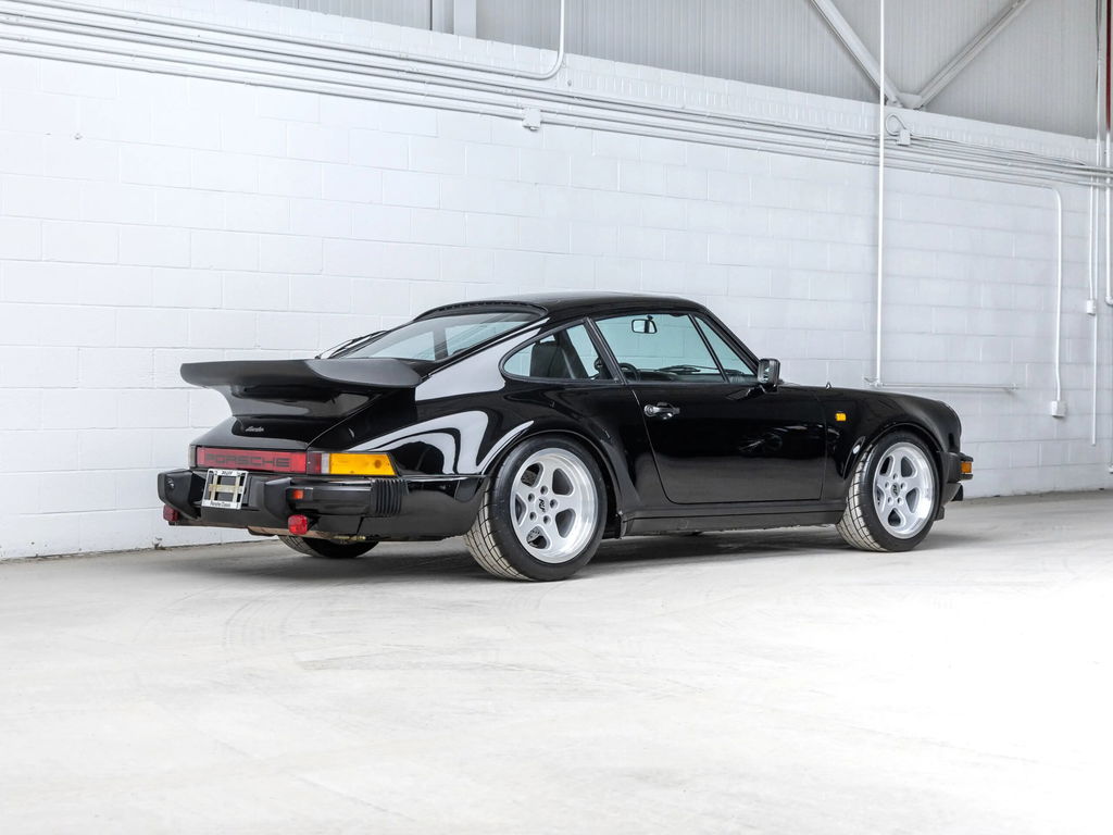 Porsche 911 Turbo 3.3