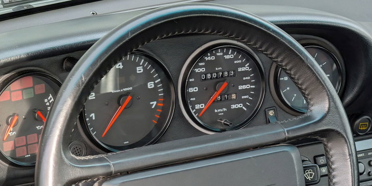 Porsche 964 Carrera 4