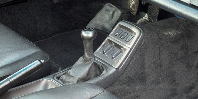 Porsche 964 Carrera 4