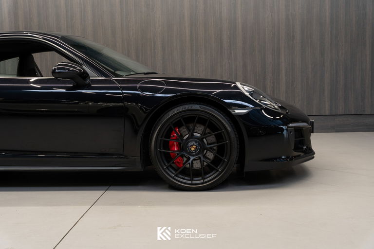Porsche 991.2 Carrera GTS
