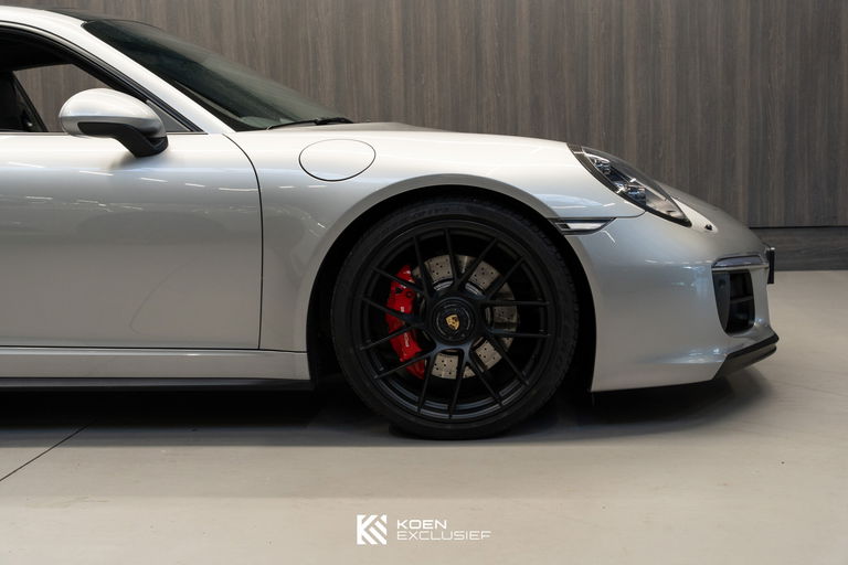 Porsche 991.2 Carrera 4 GTS