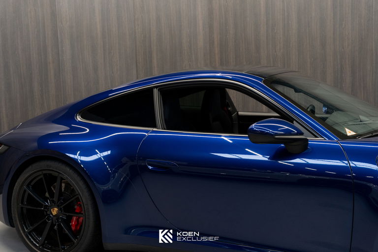 Porsche 992 Carrera 4S