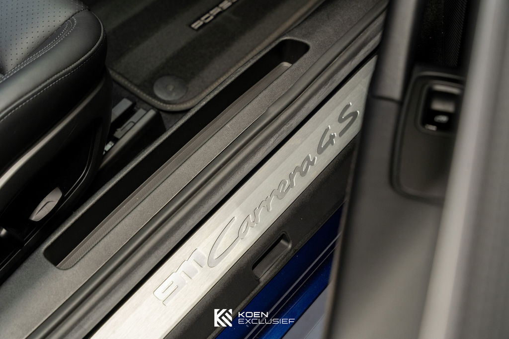 Porsche 992 Carrera 4S