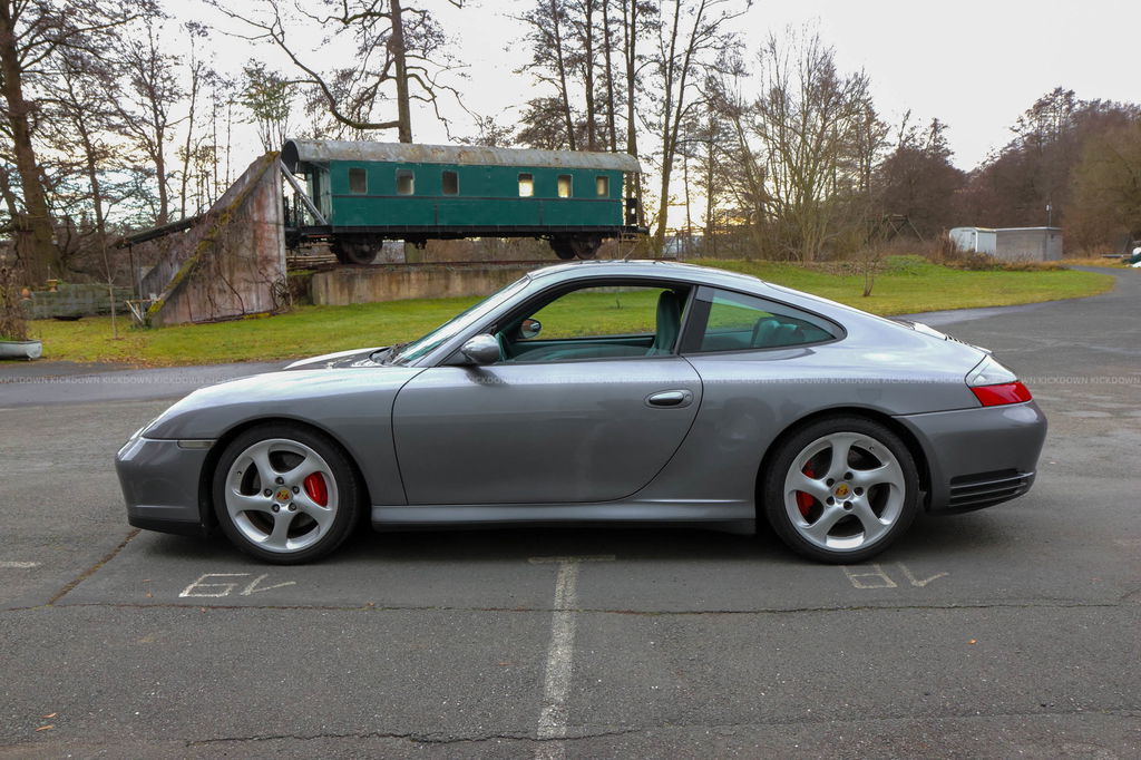 Porsche 996 Carrera 4S
