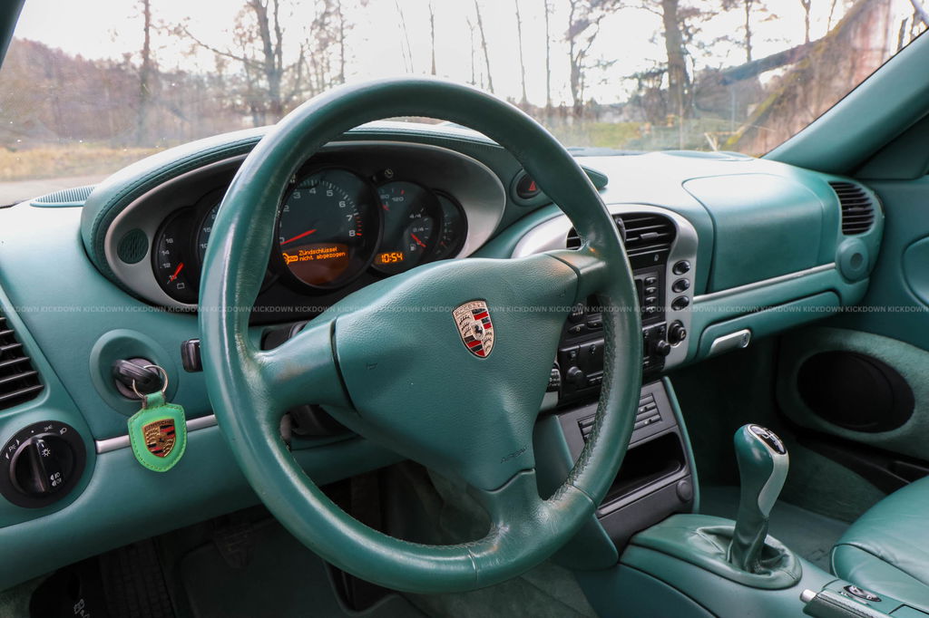 Porsche 996 Carrera 4S