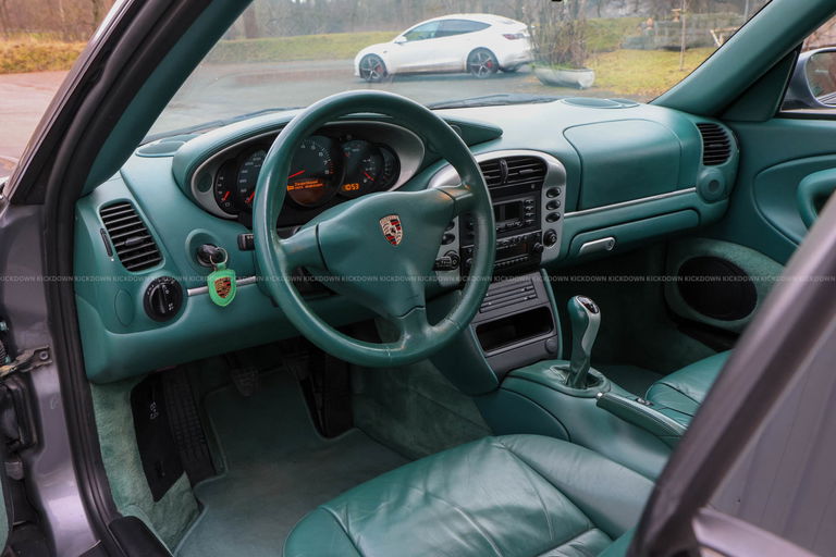 Porsche 996 Carrera 4S