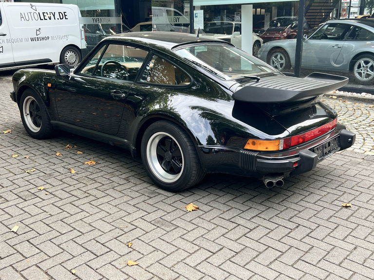 Porsche 911 Turbo 3.3