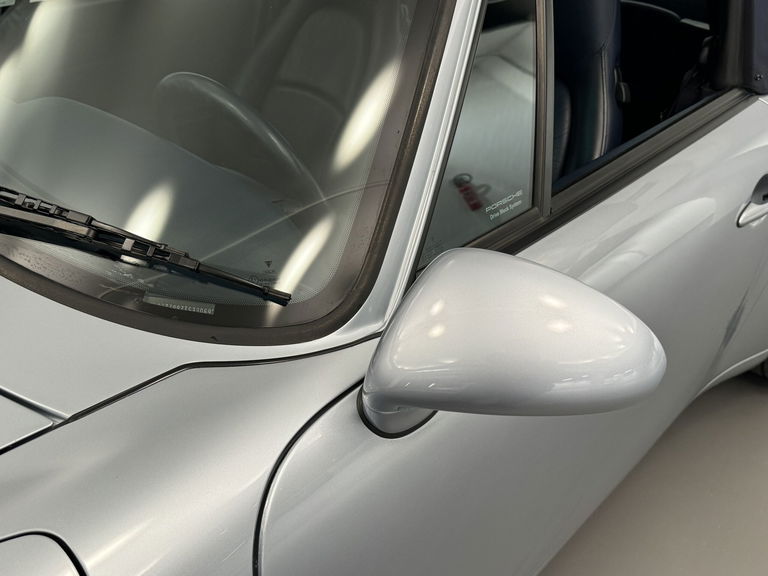 Porsche 993 Carrera 4