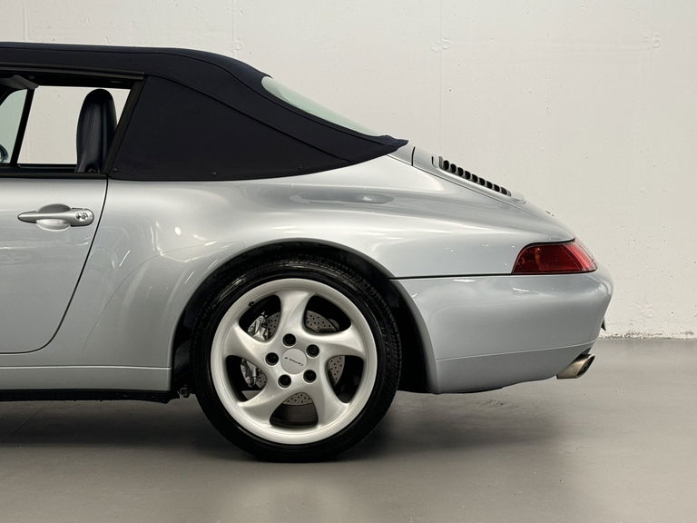 Porsche 993 Carrera 4