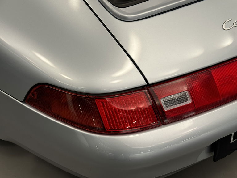 Porsche 993 Carrera 4