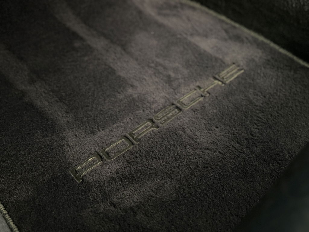 Porsche 993 Carrera 4