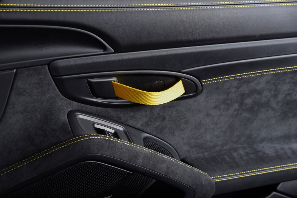 Porsche 718 Cayman GT4