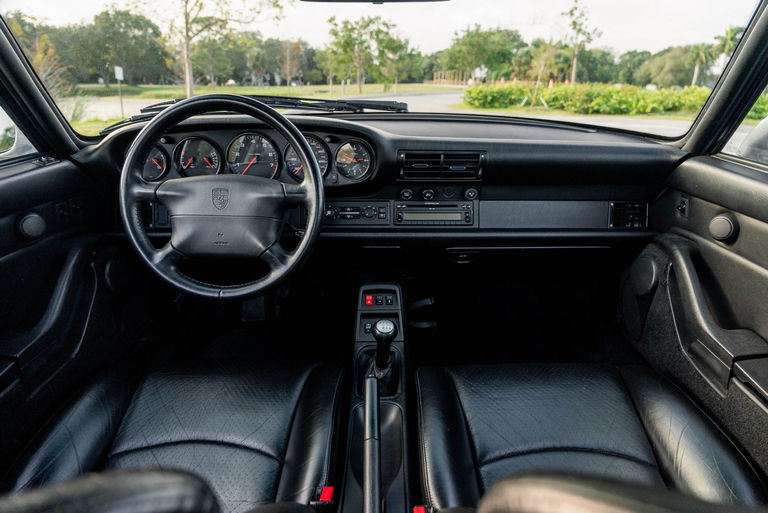 Porsche 993 Carrera 4S