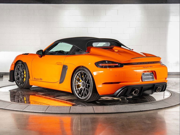 Porsche 718 Spyder RS