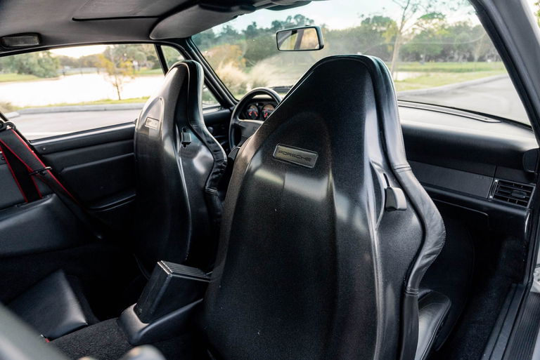 Porsche 993 Carrera 4S