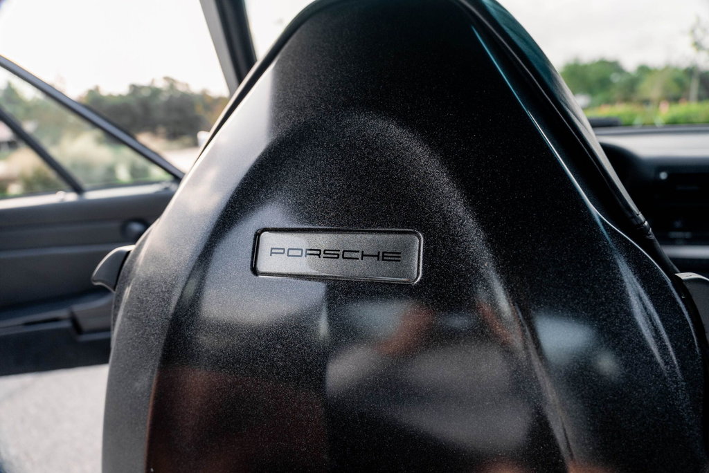 Porsche 993 Carrera 4S